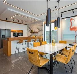 3 bedroom villa with infinity pool in Opatija, sleeps 6